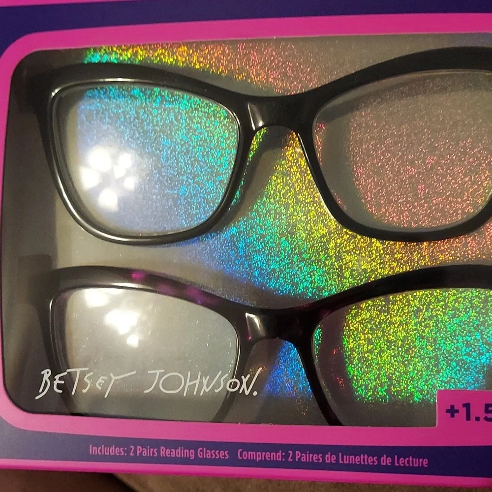 NIP Betsey Johnson Reading Glasses +1.50 or +2.00 - Picture 2 of 2